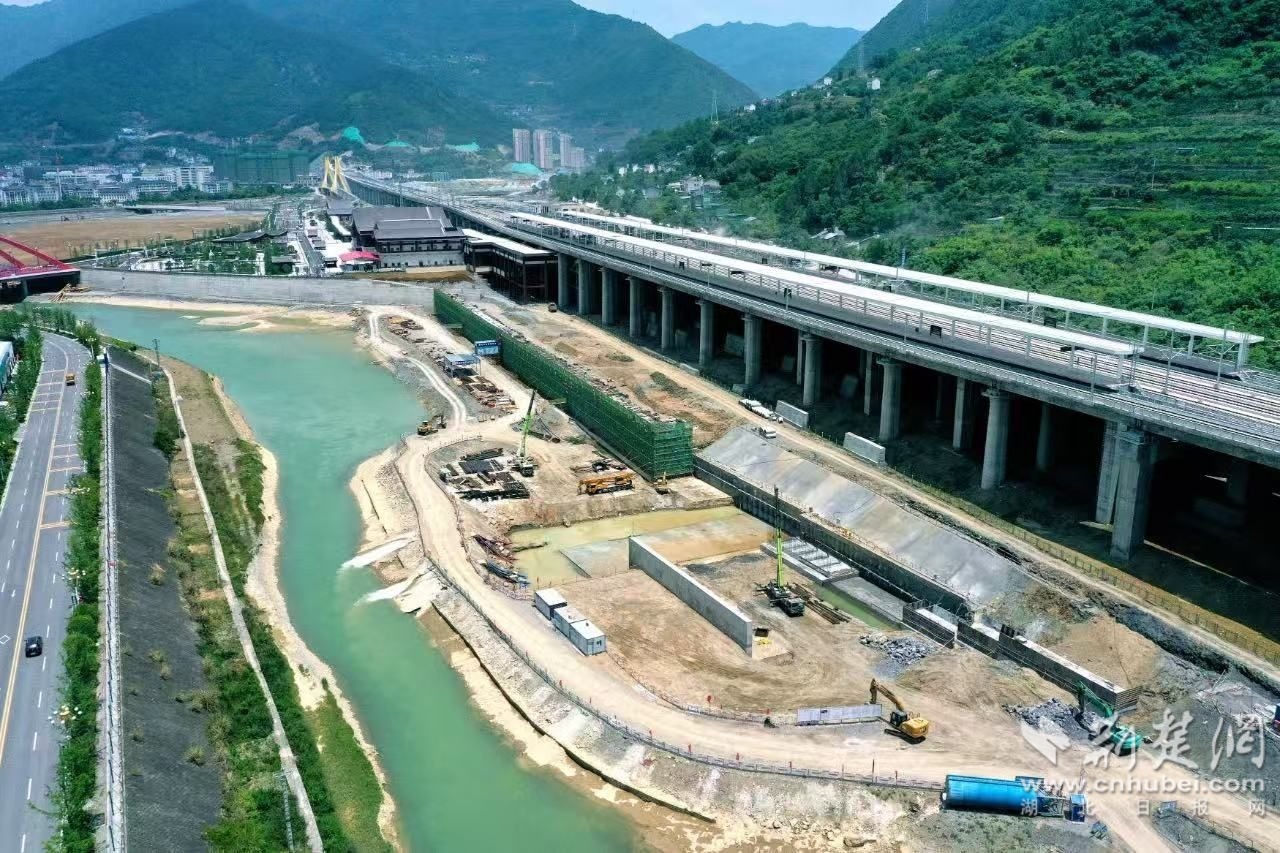 微信图片_2025-08-16_110639_082.jpg.jpg